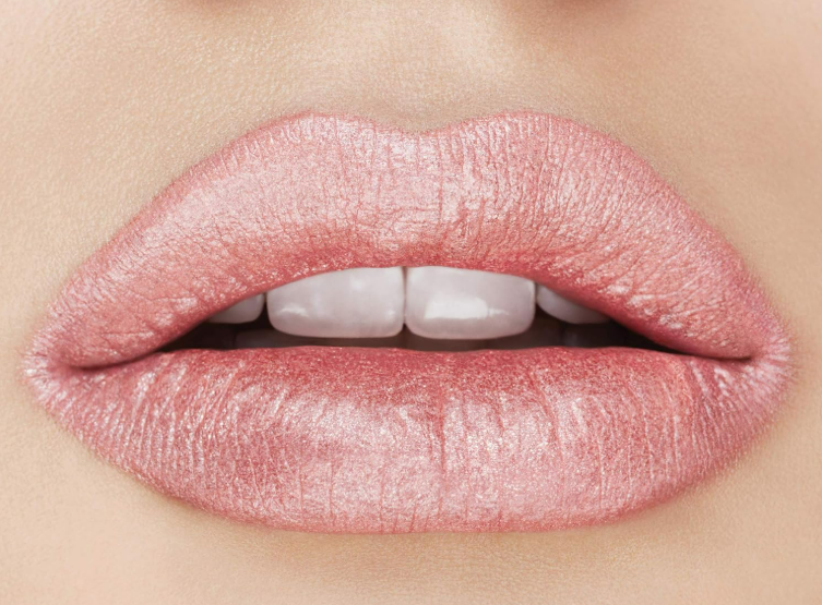 Revlon Ultra HD Metallic Matte Liquid Lipcolor, Liquid Lipstick, Shine 2 Fl Oz (Pack of 1)