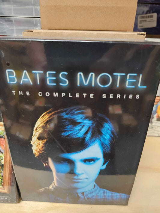 Bates Motel: The Complete Series [DVD]