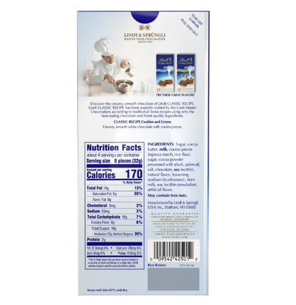 Lindt Classic Recipe White Chocolate Bar With Chocolate Cookie Pieces 4.2 oz - Cookies & Creme