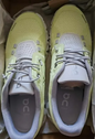 ON Women's Cloud 5 Sneakers Hay-Frost 6US