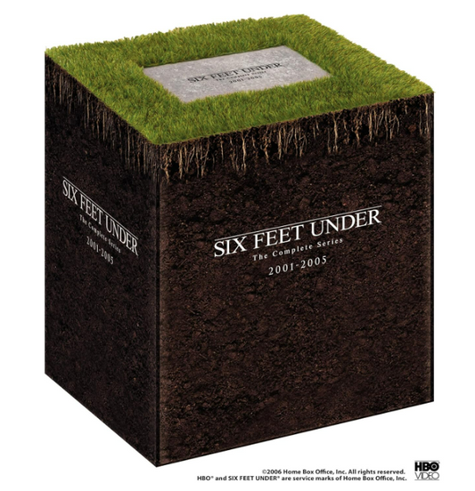 Six Feet Under: The Complete Series (2001-2005) [DVD]